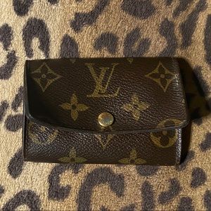 Authentic Louis Vuitton Key Holder